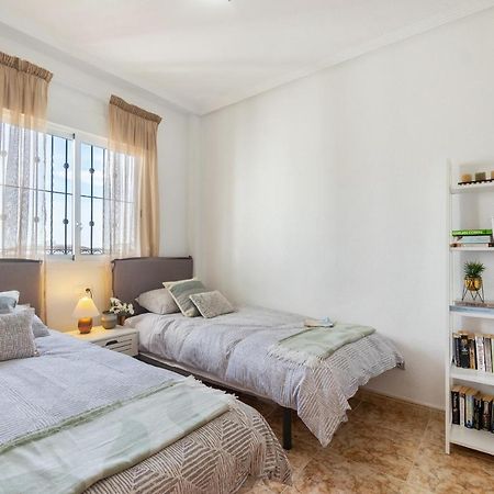 Cb Living - Homely Apartment Cinuelica, Punta Prima Dehesa de Campoamor  Zewnętrze zdjęcie